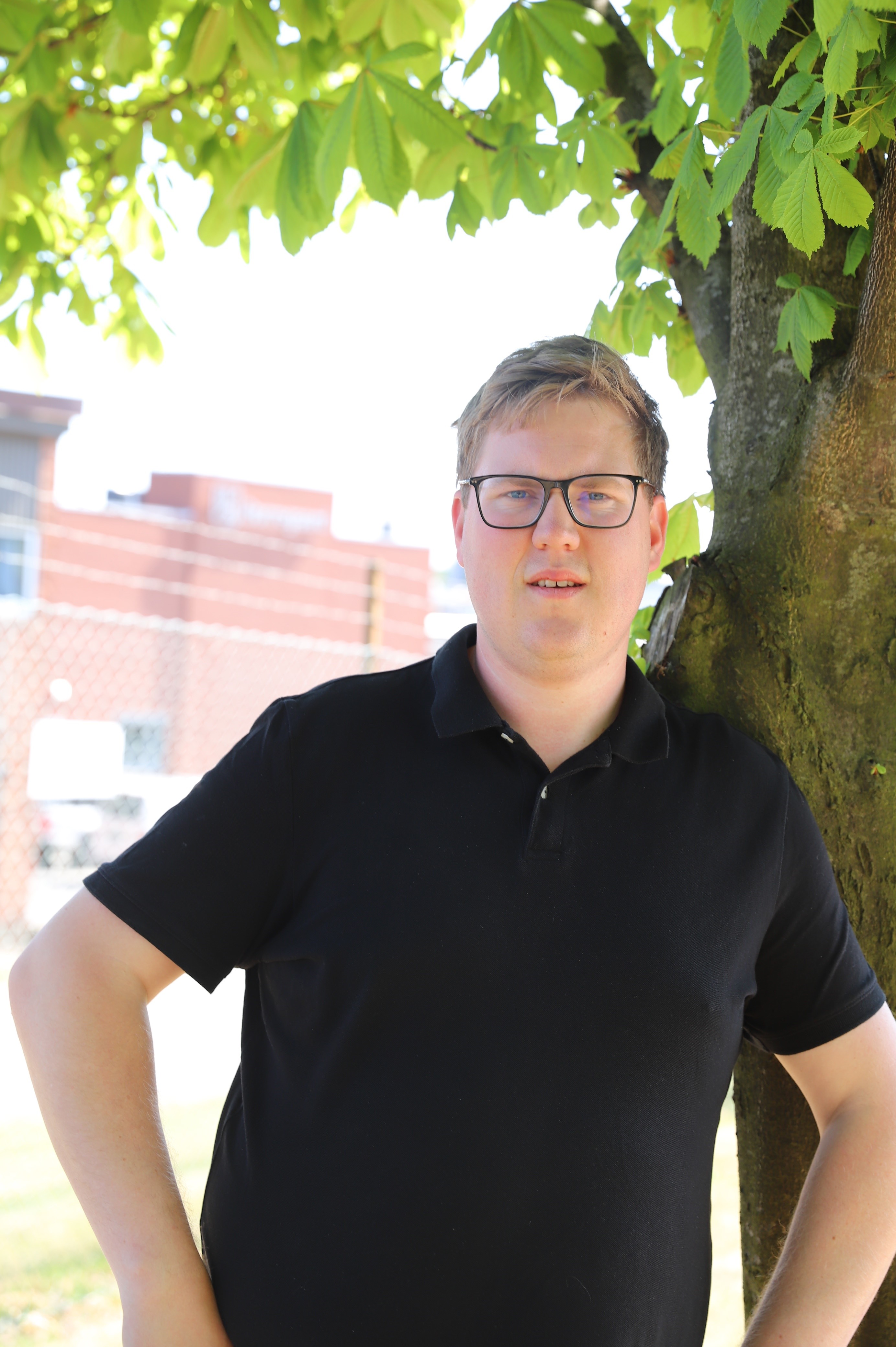 Daniel er plassert på 18.plass på Sarpsborg Aps kandidatliste til valget. Han stilte også til valg i 2019, og endte som fjerde vara til bystyret og andre vara til utvalg for miljø- og teknikk. 